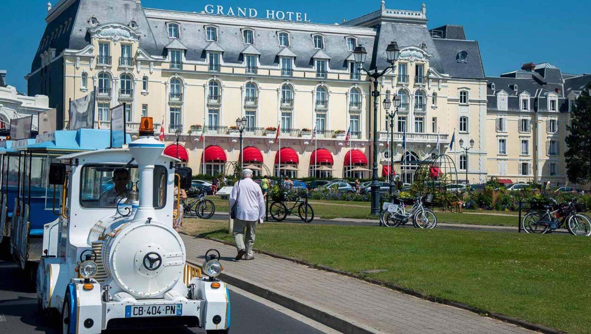 Le Nid De Plage A 100 M De La Mer Cabourg Eksteriør billede